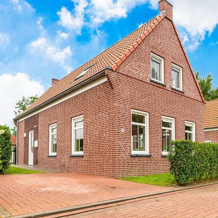 Cozy Detached House Near Breskens With Garden And Two Nice Terraces Rum bild